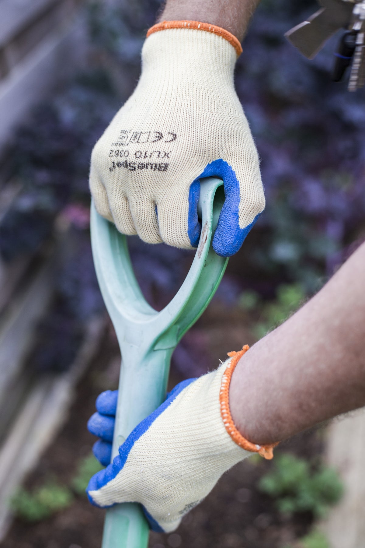 Blue Spot Tools Latex Grip Gloves (XL)