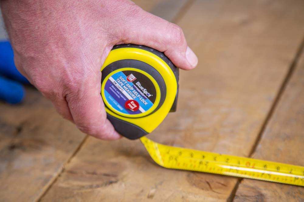 Blue Spot Tools 5m (16ft) Soft Grip Auto-Lock Tape Measure