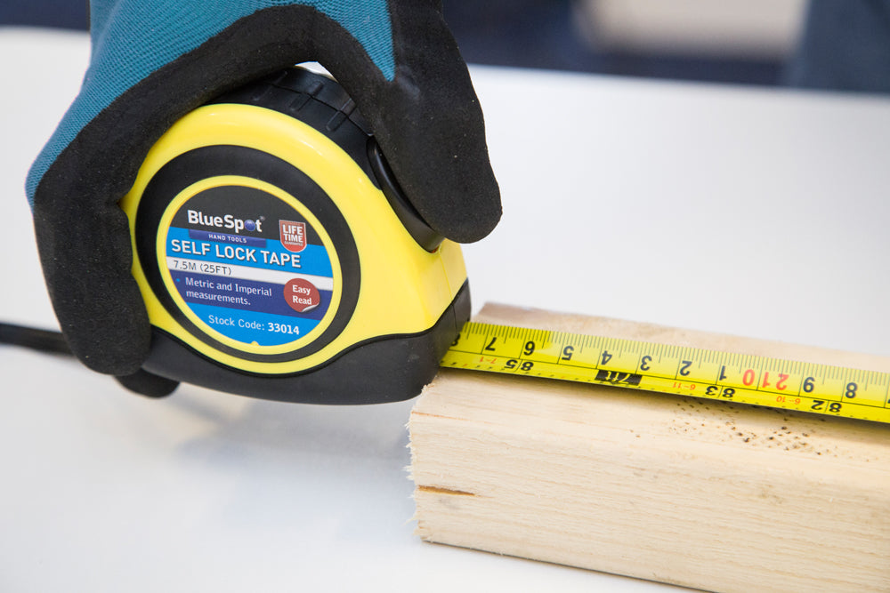 Blue Spot Tools 7.5m (25ft) Soft Grip Auto-Lock Tape Measure