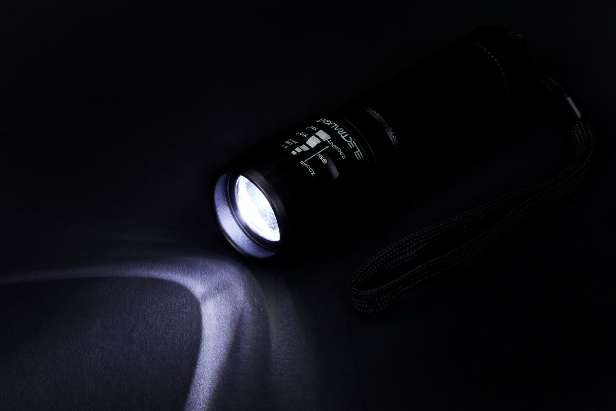 Electralight 3W LED Zoom Flashlight